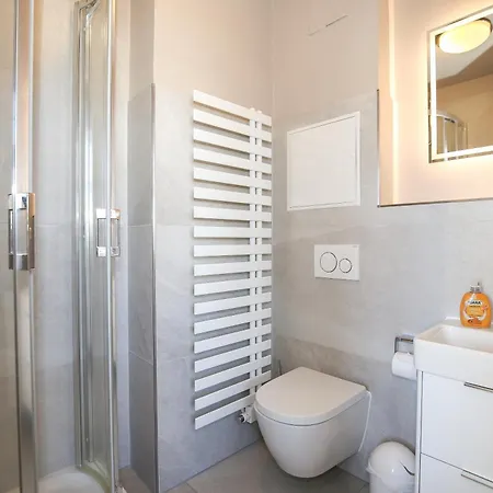 Residenz Unter Den Linden 18 Direkt Am Stadtwald * Ostseebad Kühlungsborn